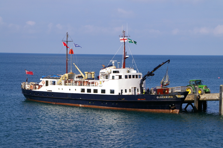 MS Oldenburg at Lundy Jetty