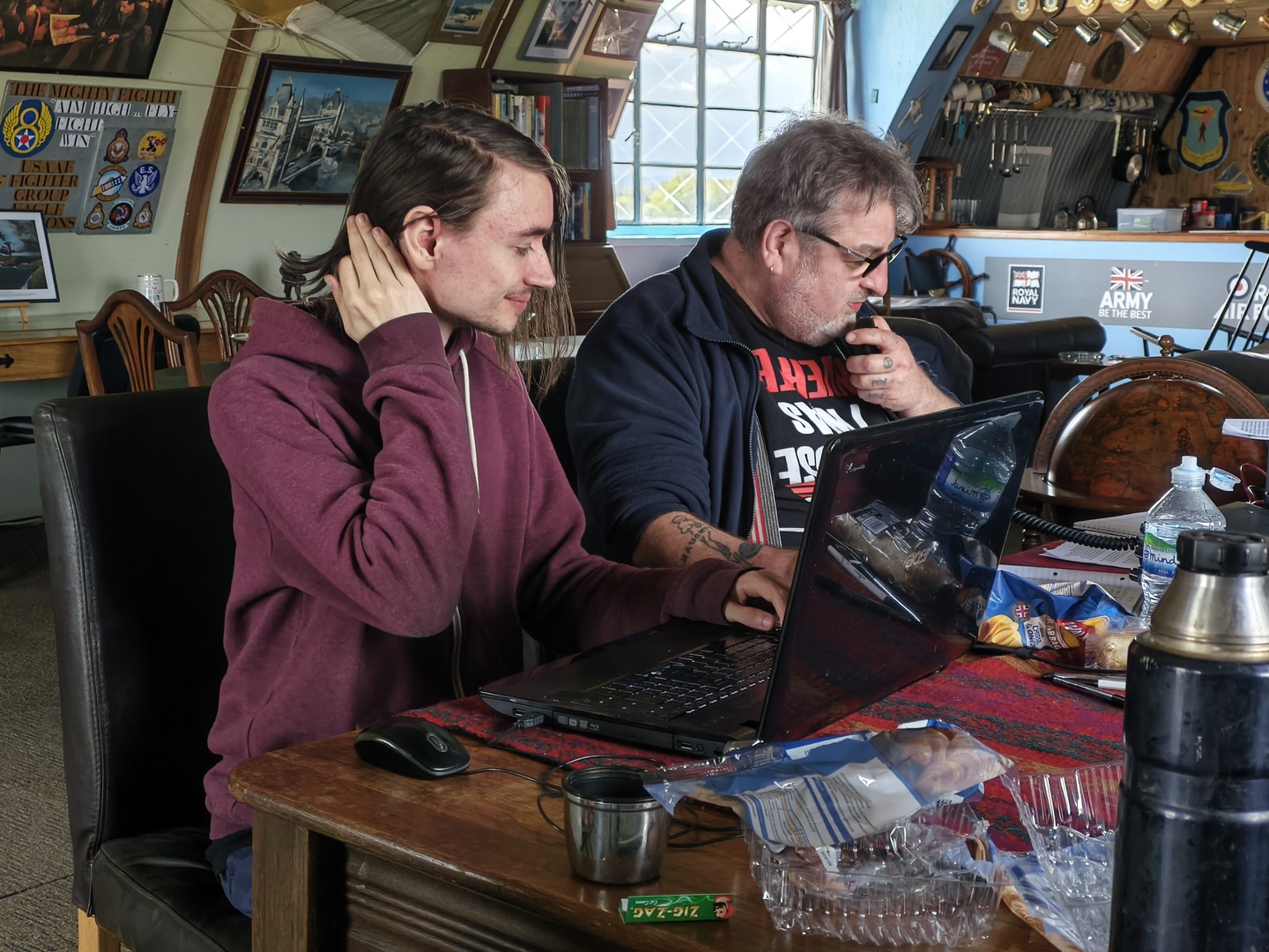 Ken M7MYU Logging with Greg 2W1BUF Operating