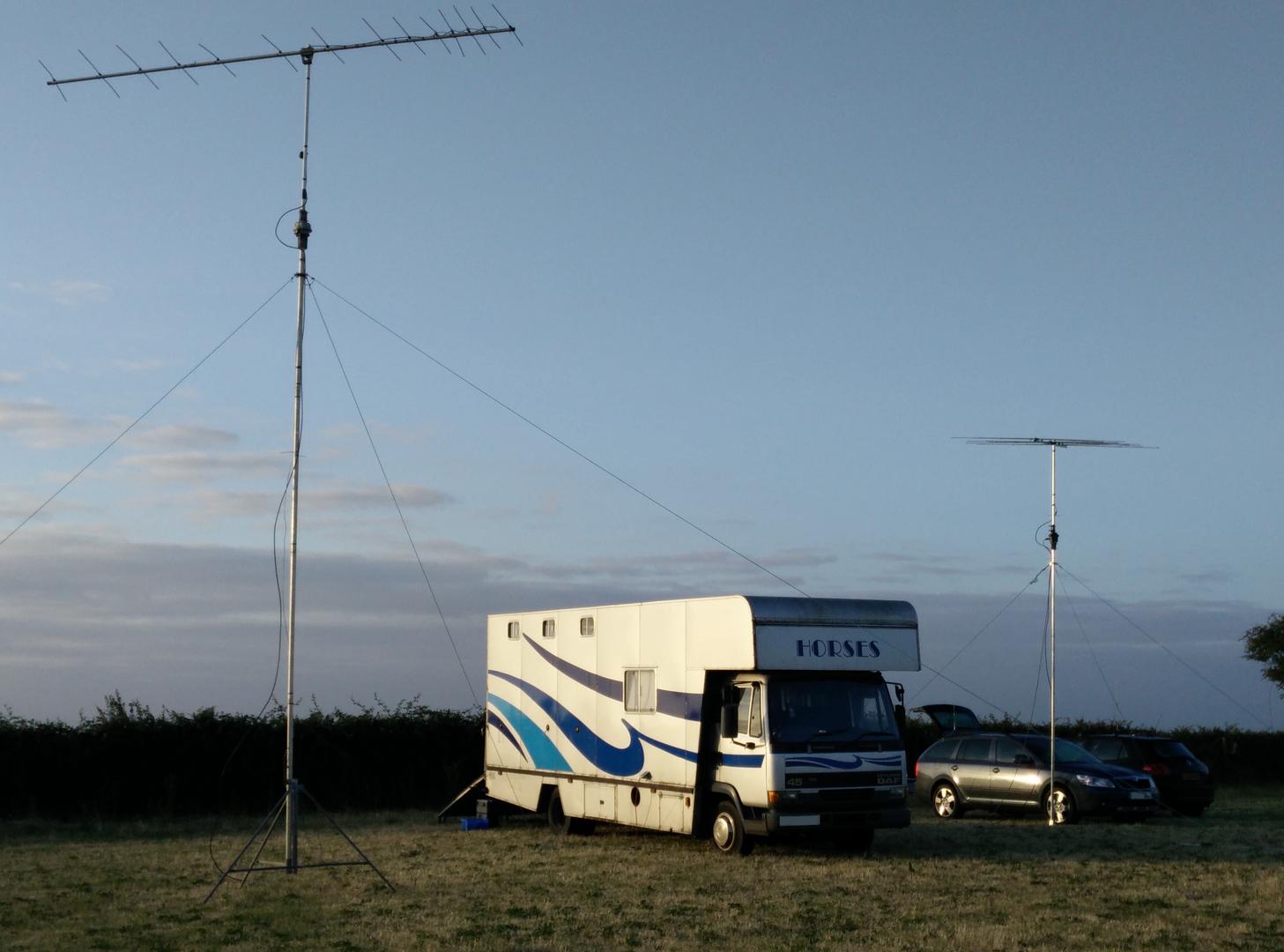 Operating post flanked by the 2m beam (left) and the 4m/6m beam (right)