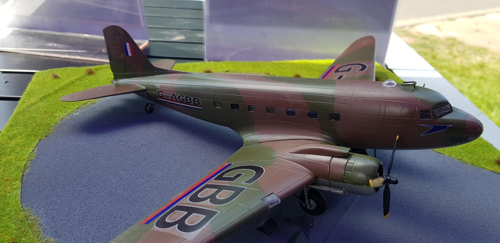 1:72 Scale Douglas DC-3