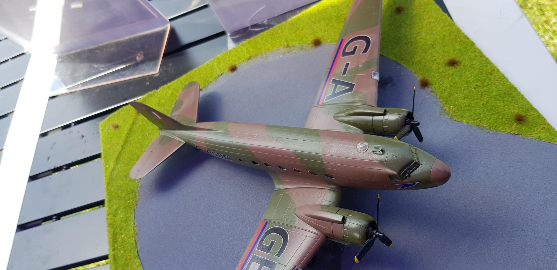 1:72 Scale Douglas DC-3