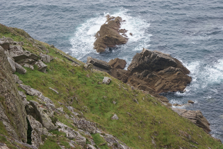 Lundy coastline by Henryk M0HTB