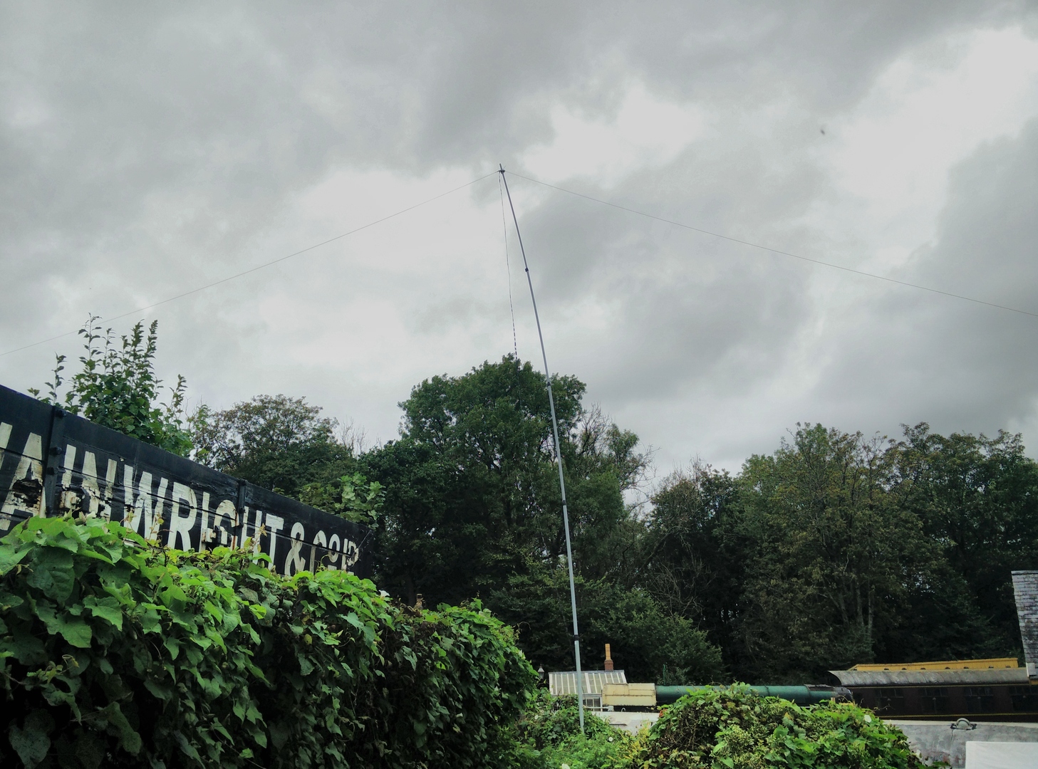 Support to our 80m Doublet Antenna