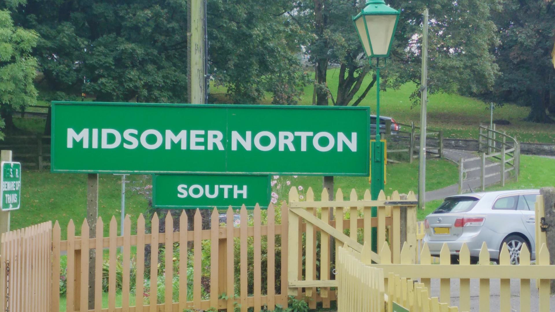 Station name board